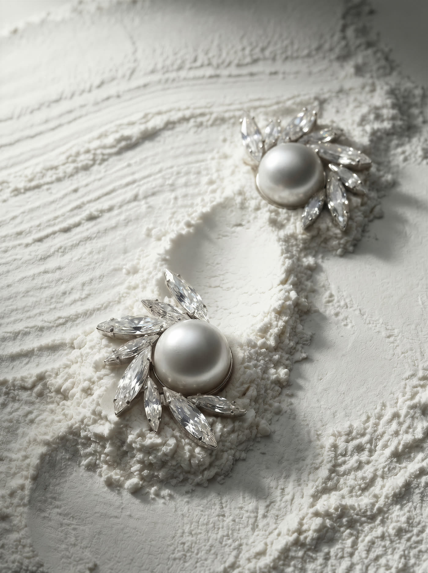 Magnolia White 10